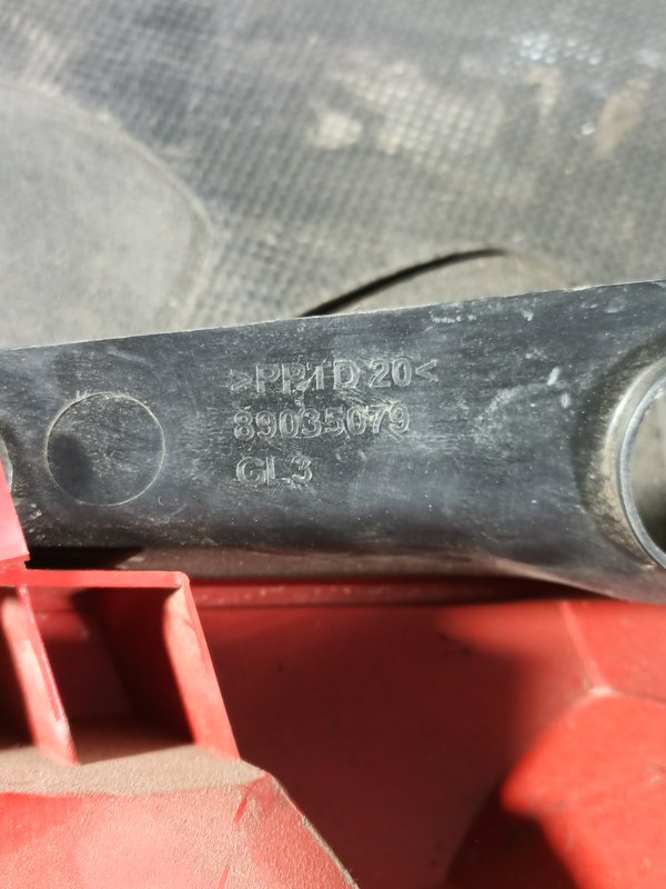 Farolim Trazeiro RENAULT CLIO III ESQ 89035079