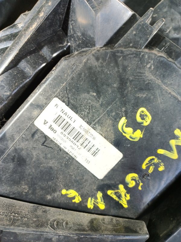 Farolim Trazeiro RENAULT MEGANE II ESQ 8200073236