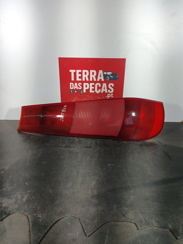 Farolim Trazeiro FIAT PUNTO I ESQ 7730723