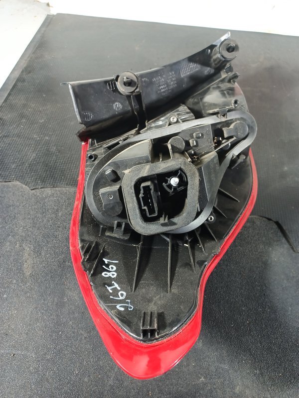 Farolim Trazeiro CITROEN C4 II DIREITO 9687311980
