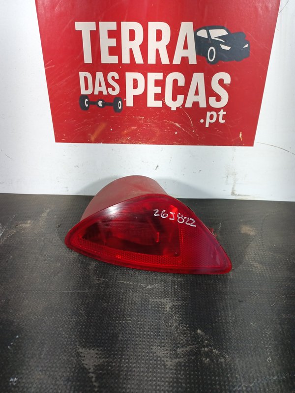 Farolim Trazeiro RENAULT CLIO III DIREITO 8200776121 NEVOEIRO