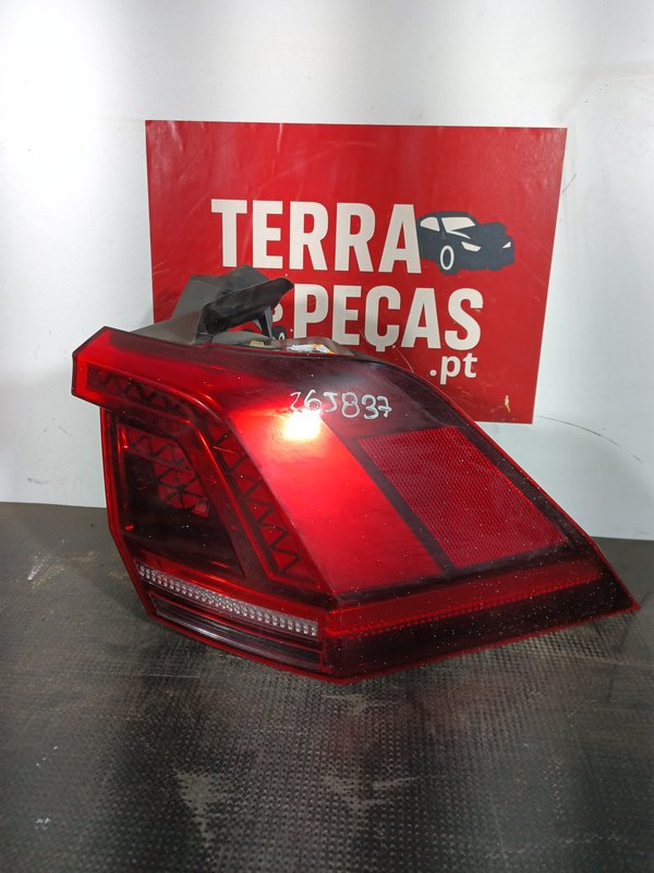 Farolim Trazeiro VW TIGUAN II DIR 5NA945208C