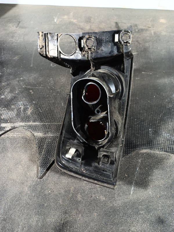 Farolim Trazeiro SEAT IBIZA IV/III DIR 6L6945096C