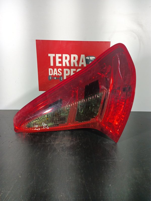 Farolim Trazeiro CITROEN C4 I Coupe Direito 9646801677