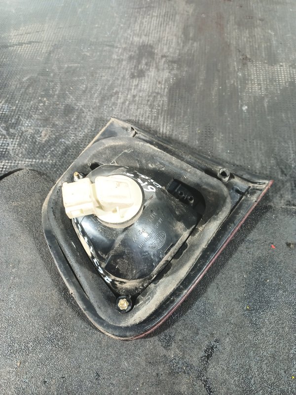 Farolim Trazeiro SEAT Ibiza II Direito mala 6K6945092B