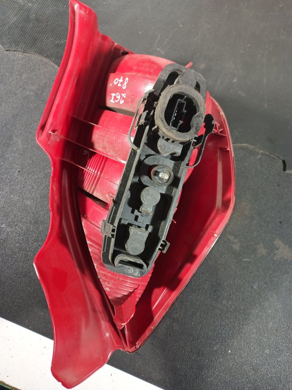 Farolim Trazeiro CITROEN C2 Direito 9680283680