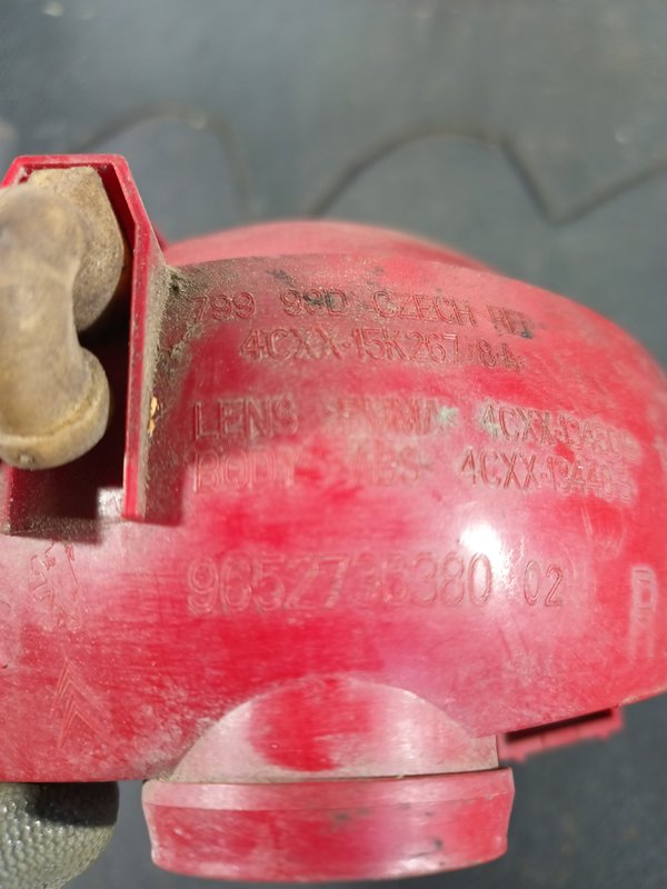 Farolim Trazeiro CITROEN C4 I NEVOEIRO DIR 9652736380