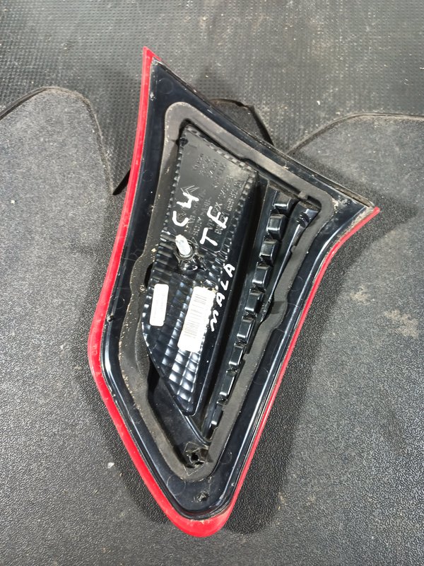 Farolim Trazeiro CITROEN C4 II ESQUERDO MALA 9672155880