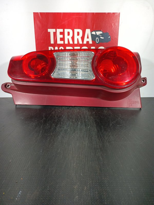 Farolim Trazeiro Grupo PSA BERLINGO DIR 085521934R