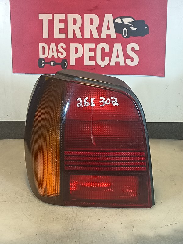 Farolim VW Polo III ESQUERDO 6N0945095 Sem Placa, Danificado