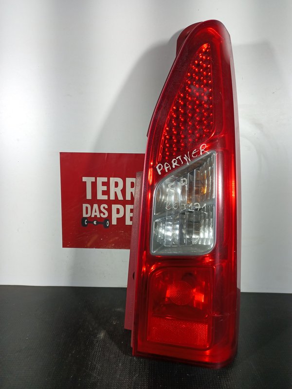 Farolim Trazeiro PEUGEOT PARTNER DIR 9680545180
