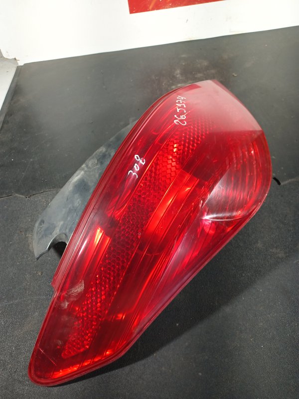 Farolim Trazeiro PEUGEOT 308 I ESQ 9680425780