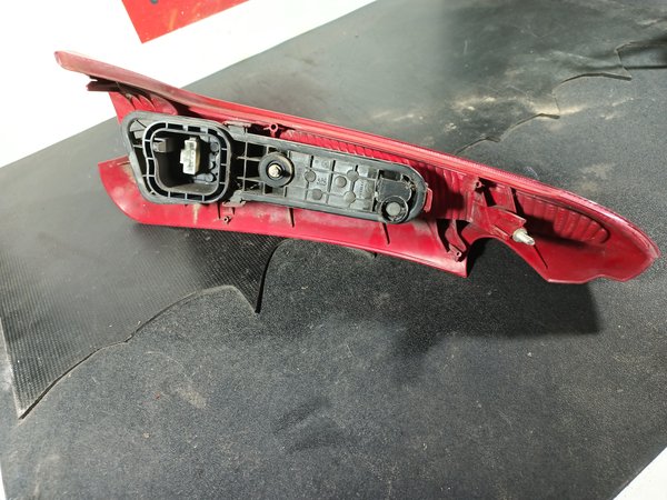 Farolim Trazeiro PEUGEOT 206 SW DIR 9641540577