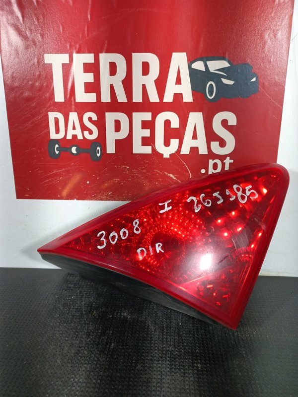 Farolim Trazeiro PEUGEOT 3008 I DIR MALA 9683461080