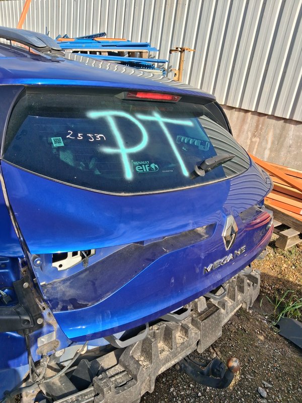 Tampa da mala renault Megane IV