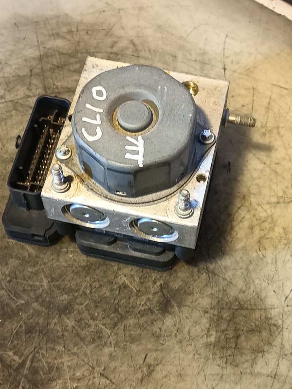ABS RENAULT CLIO IV 476608428R