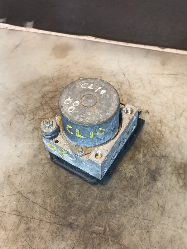 ABS Renault Clio III 8200234969