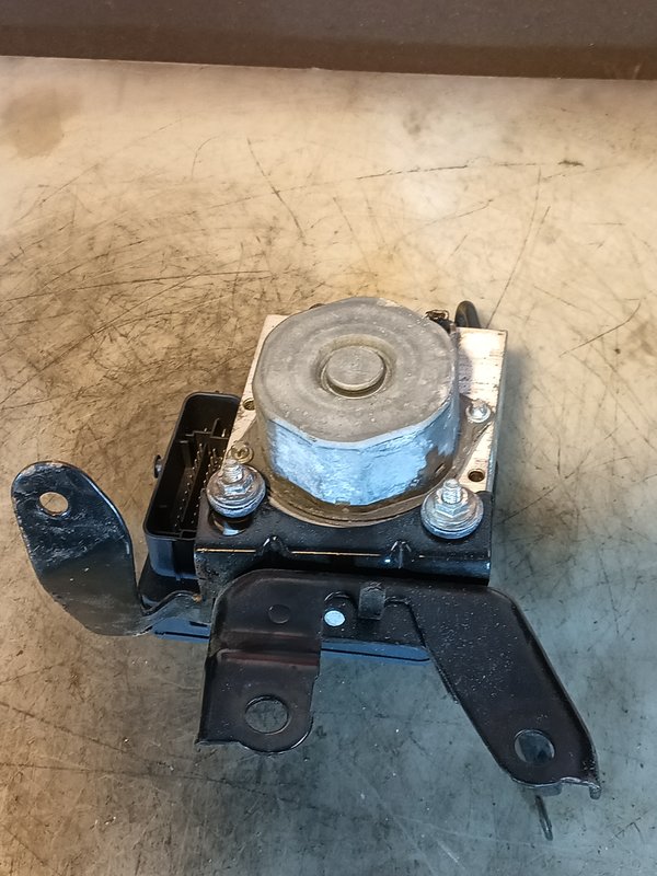 ABS TOYOTA AYGO B4 445400H130