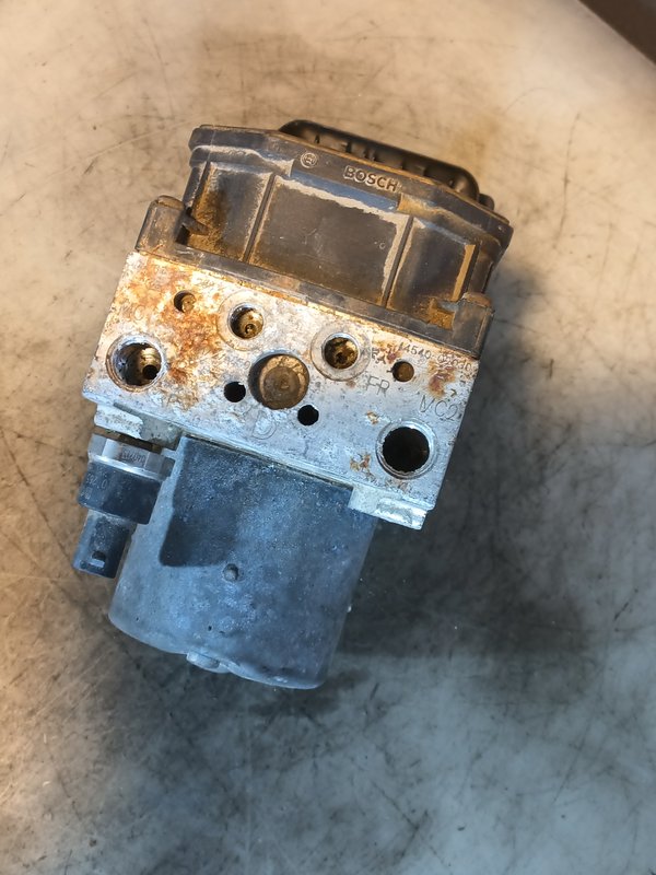 ABS TOYOTA COROLA E12 4454002030