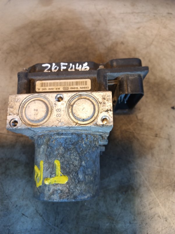 ABS VA FORD MAZDA 6C112M110