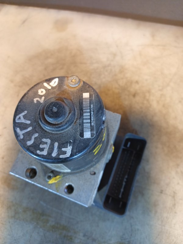 ABS Ford Fiesta VII 8V512C405AE