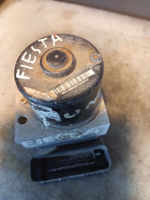 ABS VA FORD MAZDA 2S61-2M110-CE