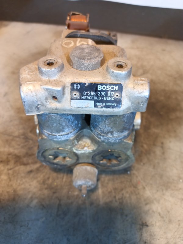 ABS - VA MERCEDES 0265200017