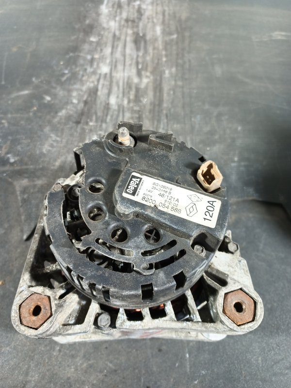 Alternador RENAULT 8200054588