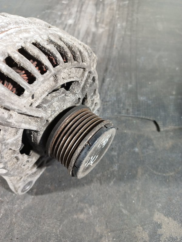 Alternador RENAULT 1.5 dCi 8200390667