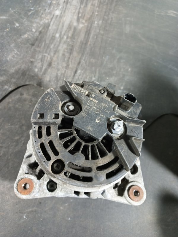 Alternador RENAULT 1.5 dCi 8200390667