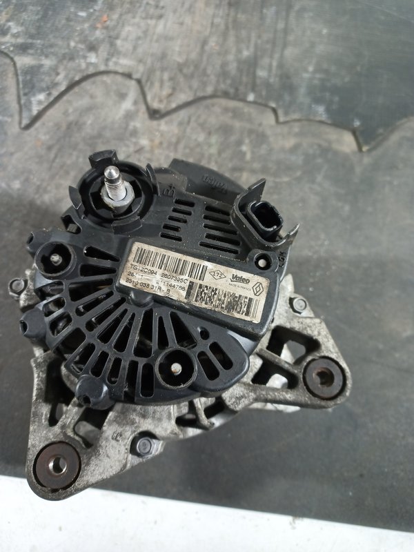 Alternador RENAULT 1.5 dCi 23100381R