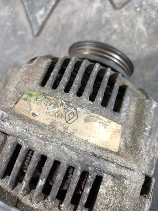 Alternador RENAULT MOTOR K7M 7700424585