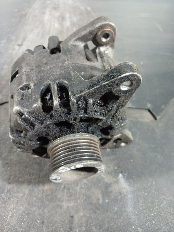 Alternador RENAULT 8200654541-C