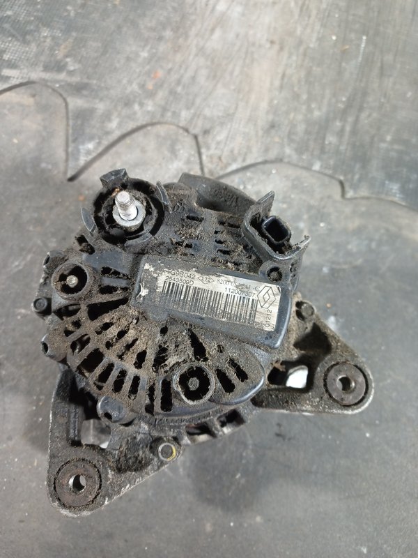 Alternador RENAULT 8200654541-C