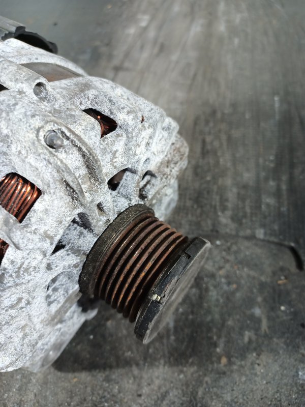 Alternador Grupo Renault 1.7 DCI 231004742RA