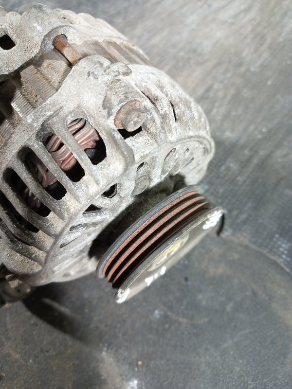 Alternador RENAULT 1.2 D7F 8200065730