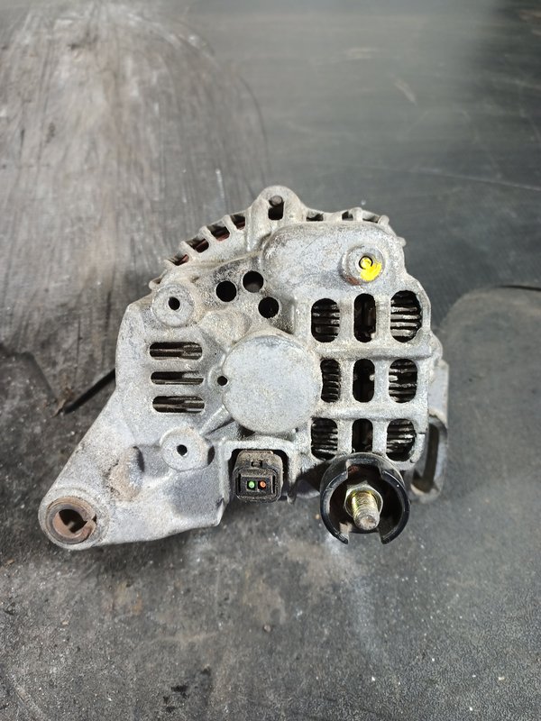 Alternador RENAULT 1.2 D7F 8200065730