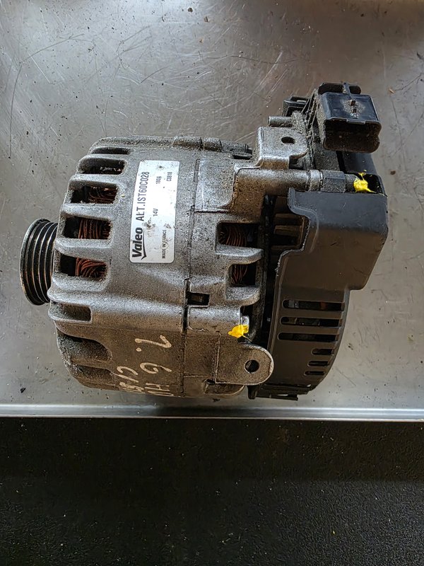 Alternador PSA 1.6 E-HDI 9826549680
