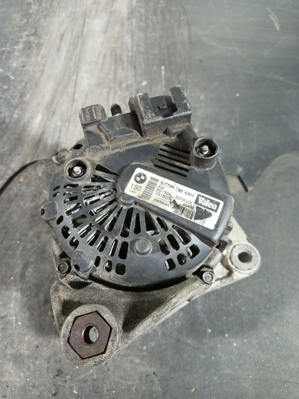 Alternador BMW M47 7799180