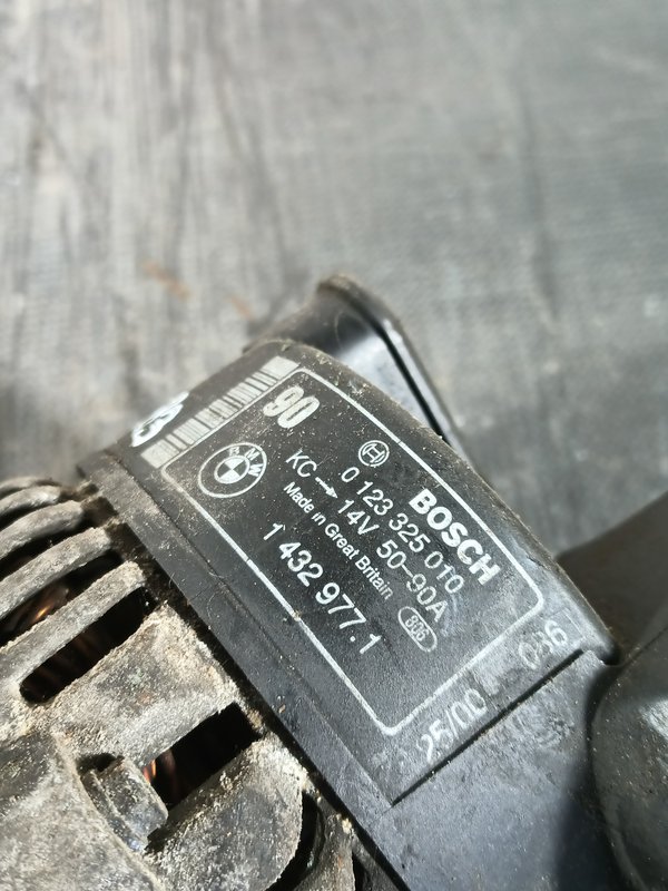 Alternador BMW 2565 14329771