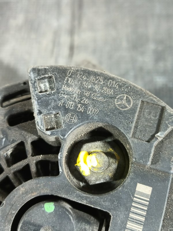 Alternador MERCEDES A0131540002