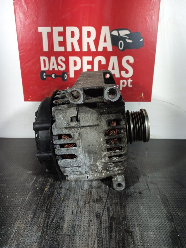 Alternador MERCEDES A6401540402