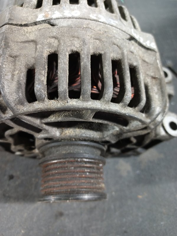Alternador MERCEDES 0111547802