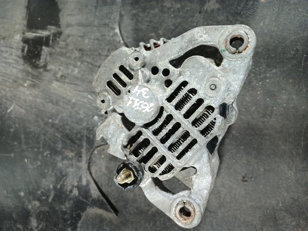 Alternador MAZDA 6 A3TB4981