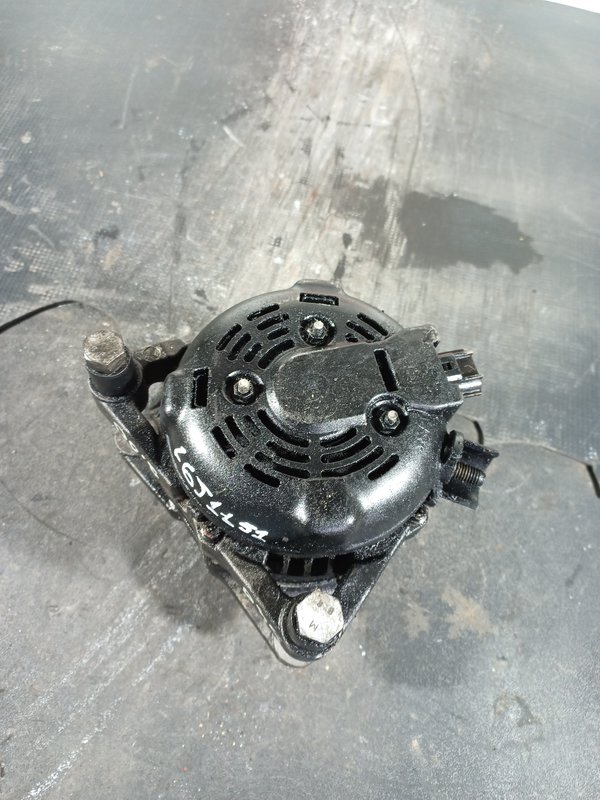 Alternador VOLVO D4204T 36050997