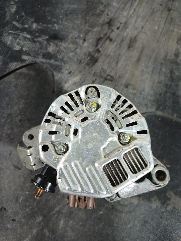 Alternador TOYOTA YARIS 1.4 2706033020