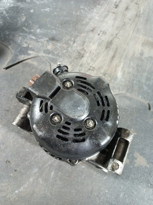 Alternador TOYOTA 2.2 270600G01184
