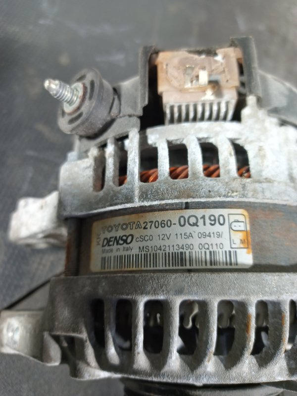 Alternador TOYOTA 1KR-FE 27060-0Q190