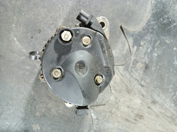Alternador TOYOTA COROLLA (G) 27060-02060