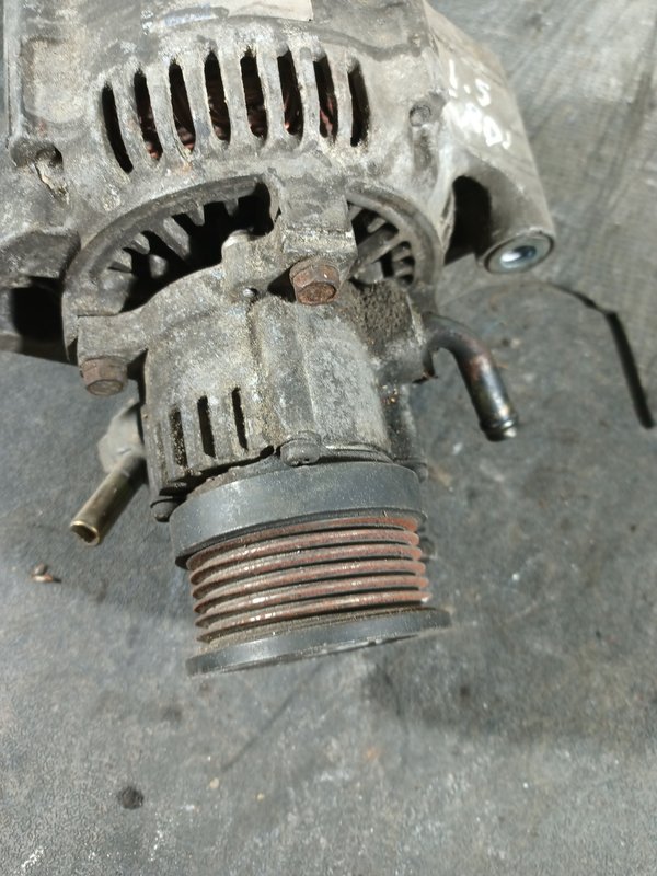 Alternador HYUNDAI 1.5 CRDi 3730027600